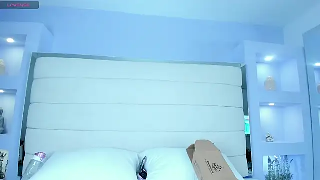 Snapshot of JessyEvans chatting on March 2025 07:40:01 PM JessyEvans online show from March 2025 07:40:01 PM