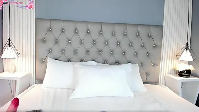 Snapshot of JessyEvans chatting on September 2025 05:40:01 PM JessyEvans online show from September 2025 05:40:01 PM