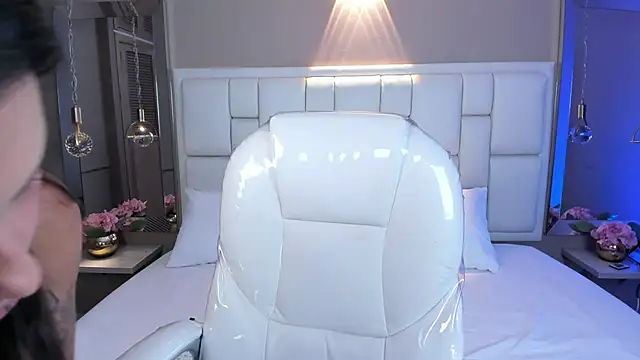 Snapshot of JessyEvans chatting on November 2025 07:37:01 PM JessyEvans online show from November 2025 07:37:01 PM