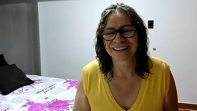 Snapshot of Carlaa-69 chatting on June 2026 09:19:02 AM Carlaa-69 online show from June 2026 09:19:02 AM
