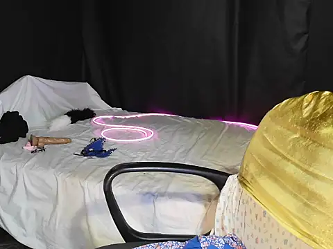 Addy Xl online show from December 2024 08:49:02 PM