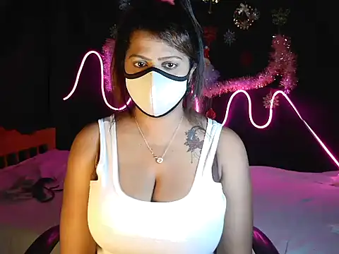 Addy Xl online show from December 2024 06:54:02 PM