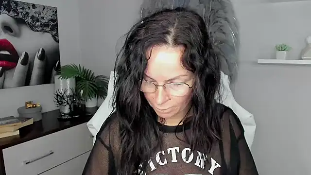 HelenLuxx online show from January 2025 07:49:02 AM