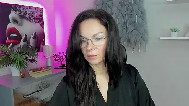 HelenLuxx online show from January 2025 06:46:01 AM