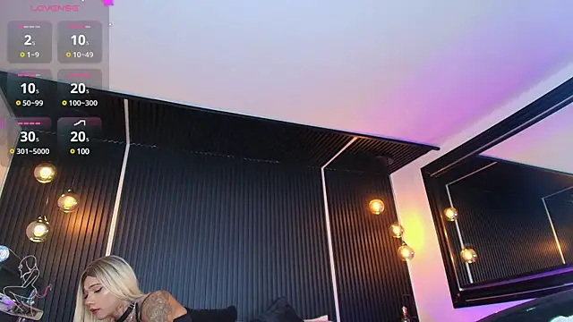  Holly Cat online show from March 2025 11:53:01 PM