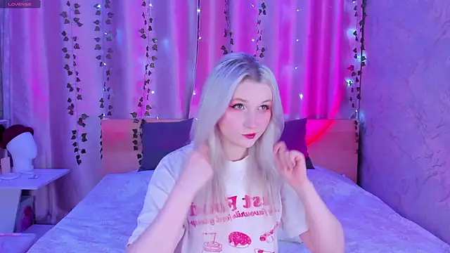 SweeteRose Royce online show from December 2024 02:30:01 PM