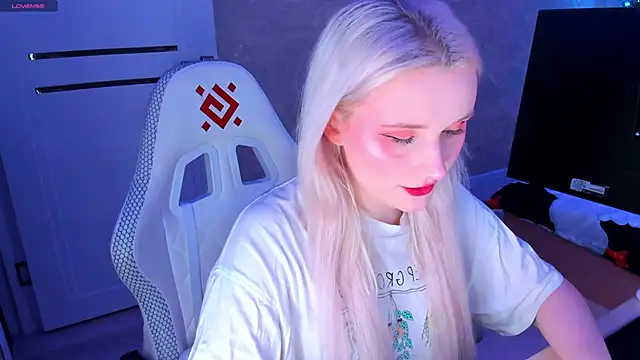 SweeteRose Royce online show from January 2025 04:37:02 PM