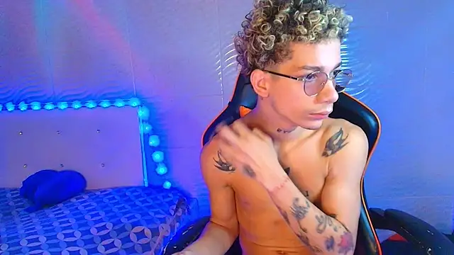 mateodeamjo online show from November 2025 11:01:02 AM