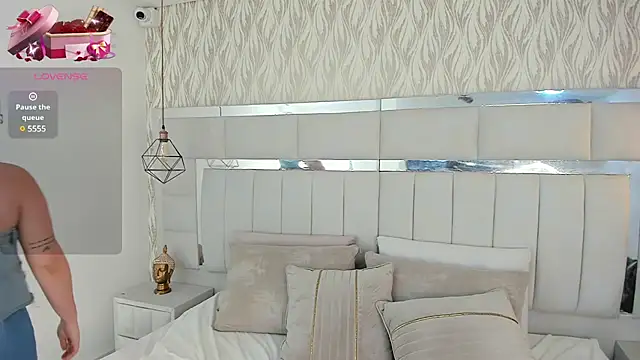 1m dalhia online show from February 2025 02:44:02 AM