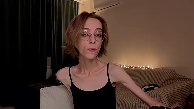 amber quell here online show from February 2026 05:34:01 PM