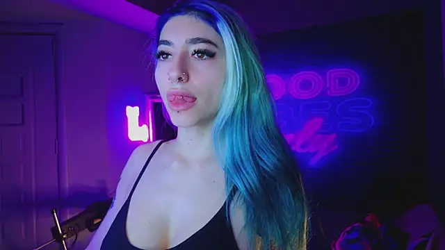 AriaVoss online show from January 2025 07:24:01 PM