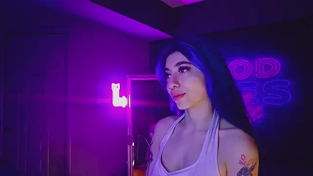 AriaVoss online show from February 2025 08:34:01 PM