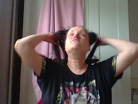  squirty cum lady  online show from February 2025 08:18:01 AM