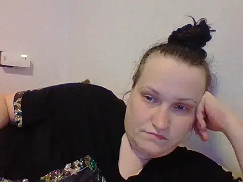  squirty cum lady  online show from February 2025 09:26:02 PM