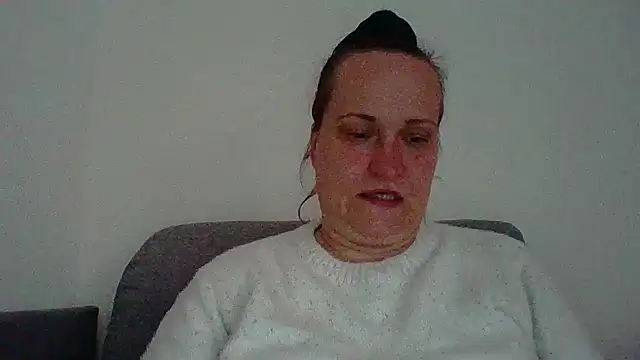  squirty cum lady  online show from September 2025 02:11:02 PM