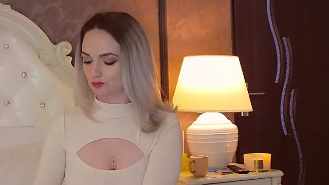 EllianaReese online show from March 2025 06:29:01 AM