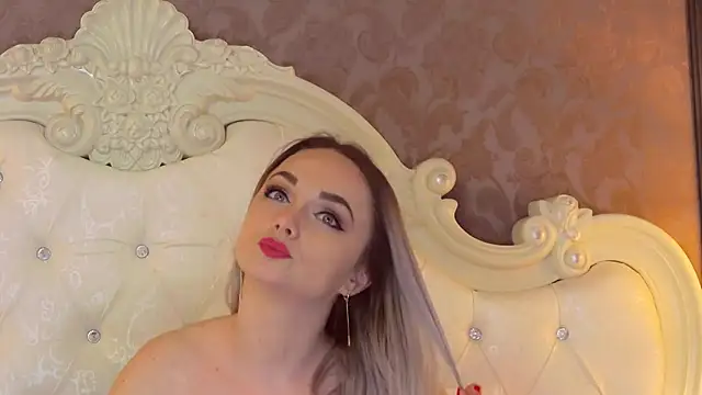 EllianaReese online show from March 2025 06:03:02 AM