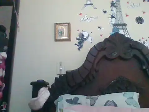 Snapshot of trianabell chatting on March 2025 10:39:02 PM trianabell online show from March 2025 10:39:02 PM