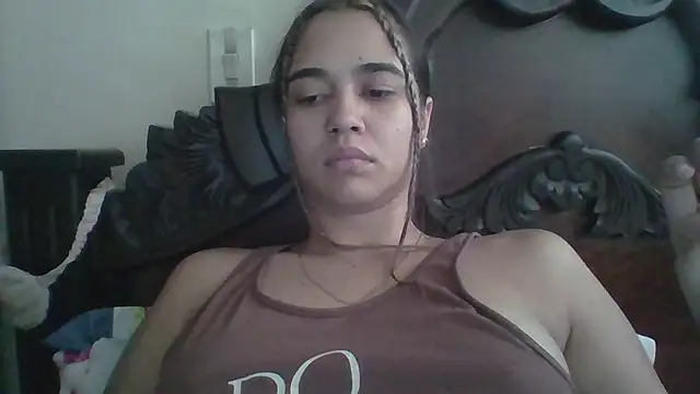 Snapshot of trianabell chatting on November 2025 02:41:01 PM trianabell online show from November 2025 02:41:01 PM