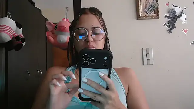 Snapshot of trianabell chatting on June 2026 03:02:01 PM trianabell online show from June 2026 03:02:01 PM