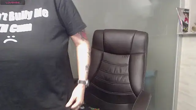 BustyAllyy online show from January 2025 12:10:01 AM