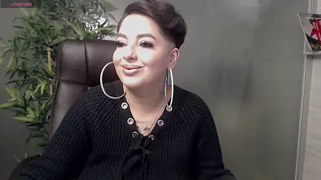 BustyAllyy online show from February 2025 10:02:02 PM