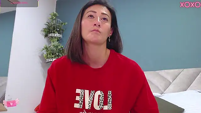 SharisWillian online show from September 2025 04:01:01 AM