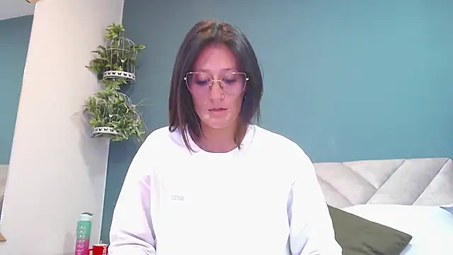 SharisWillian online show from November 2025 04:01:02 AM