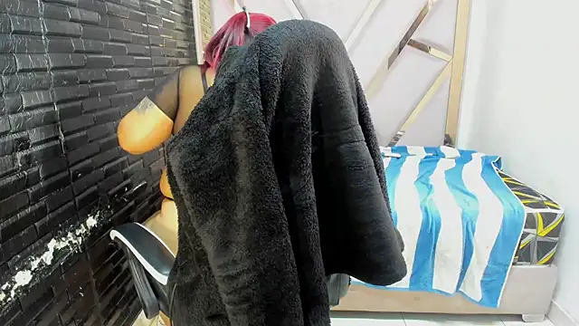 DaianaLutz online show from October 2025 01:54:02 PM