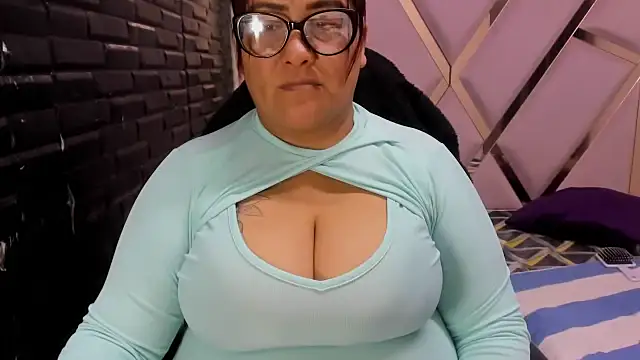 DaianaLutz online show from November 2025 03:58:01 PM