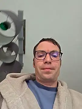 Snapshot of Schnubby1 chatting on March 2026 02:10:01 PM Schnubby1 online show from March 2026 02:10:01 PM