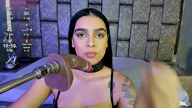 Foxy Assh  online show from April 2026 05:03:02 AM