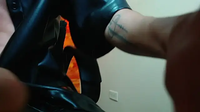 Snapshot of Bastiaan_28 chatting on December 2024 08:22:02 AM Bastiaan 28 online show from December 2024 08:22:02 AM