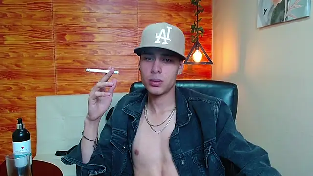 Snapshot of Bastiaan_28 chatting on January 2025 08:17:01 AM Bastiaan 28 online show from January 2025 08:17:01 AM