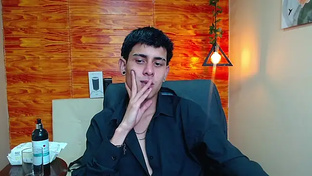 Snapshot of Bastiaan_28 chatting on January 2025 04:02:01 AM Bastiaan 28 online show from January 2025 04:02:01 AM