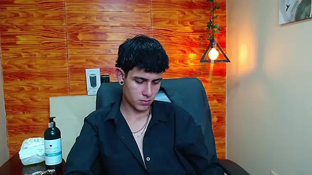 Snapshot of Bastiaan_28 chatting on January 2025 07:03:01 AM Bastiaan 28 online show from January 2025 07:03:01 AM