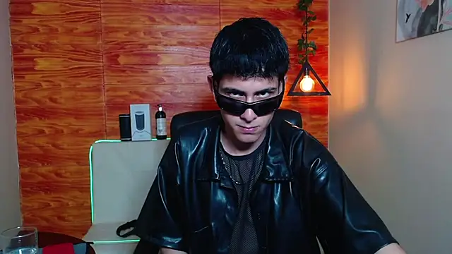 Snapshot of Bastiaan_28 chatting on January 2025 07:03:01 AM Bastiaan 28 online show from January 2025 07:03:01 AM