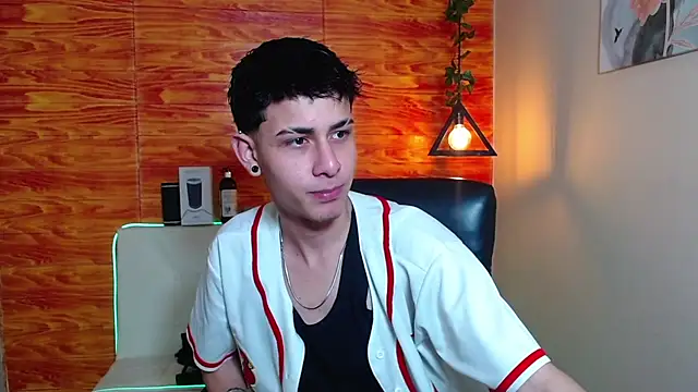 Snapshot of Bastiaan_28 chatting on January 2025 03:26:02 AM Bastiaan 28 online show from January 2025 03:26:02 AM