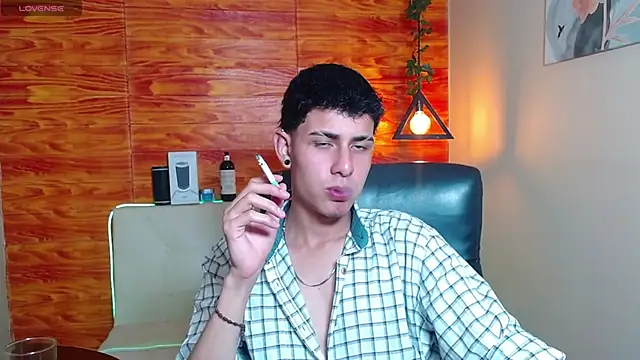 Snapshot of Bastiaan_28 chatting on January 2025 08:00:01 AM Bastiaan 28 online show from January 2025 08:00:01 AM