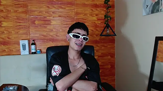 Snapshot of Bastiaan_28 chatting on February 2025 09:20:02 AM Bastiaan 28 online show from February 2025 09:20:02 AM