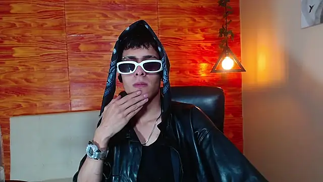 Snapshot of Bastiaan_28 chatting on February 2025 03:15:01 AM Bastiaan 28 online show from February 2025 03:15:01 AM