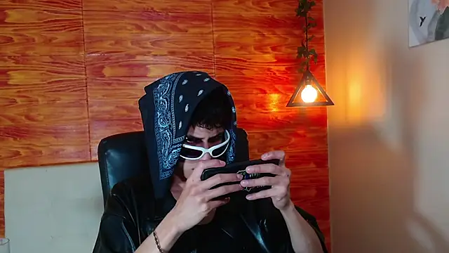 Snapshot of Bastiaan_28 chatting on February 2025 06:20:02 AM Bastiaan 28 online show from February 2025 06:20:02 AM