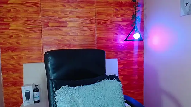 Snapshot of Bastiaan_28 chatting on March 2025 03:13:02 AM Bastiaan 28 online show from March 2025 03:13:02 AM