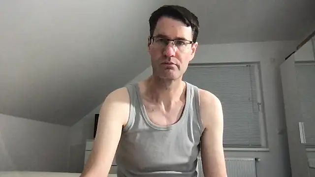 zxzx cam1 online show from December 2025 06:25:01 PM