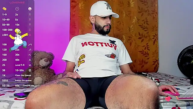 estiben 05 online show from December 2024 02:42:02 PM