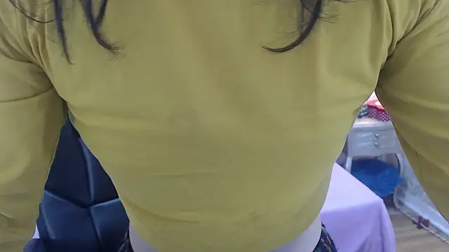 charlottemoonxz online show from December 2024 05:22:01 PM