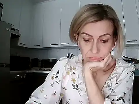 anechka1 online show from December 2024 06:35:02 PM