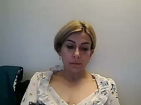 anechka1 online show from December 2024 12:40:02 PM