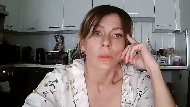 Snapshot of anechka1 chatting on May 2026 10:03:01 PM anechka1 online show from May 2026 10:03:01 PM