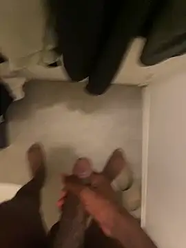 damien954 online show from November 2025 05:11:01 PM